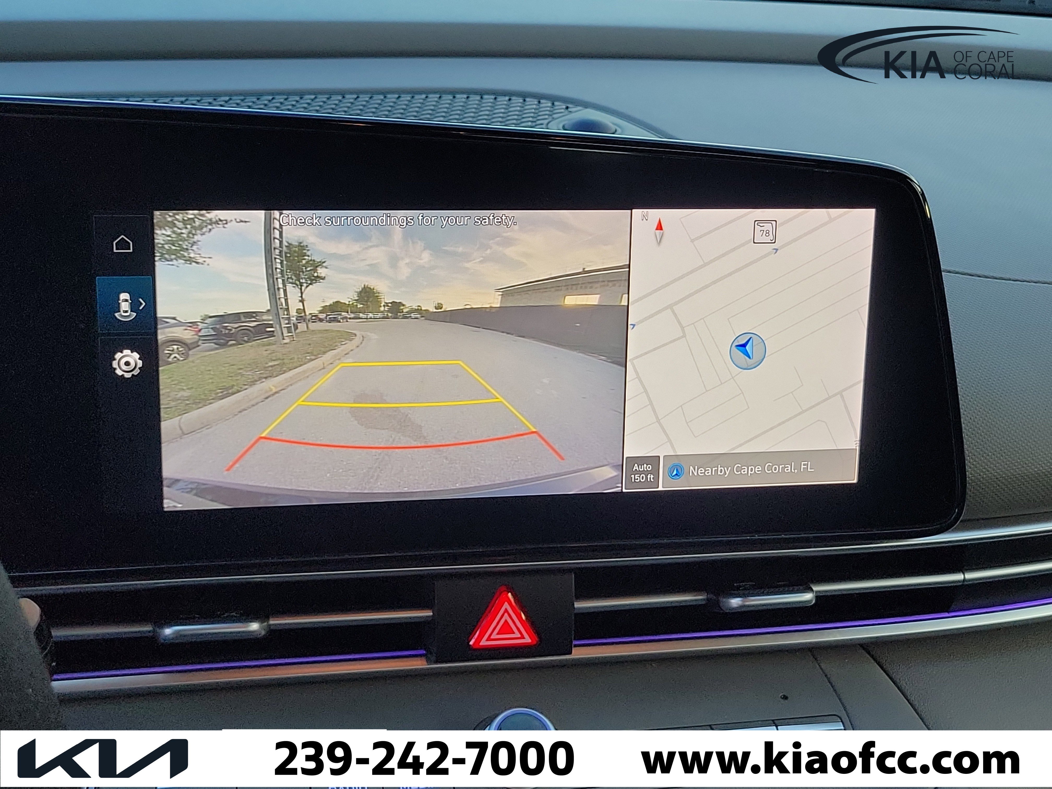 Used 2024 Hyundai Elantra SEL image 30