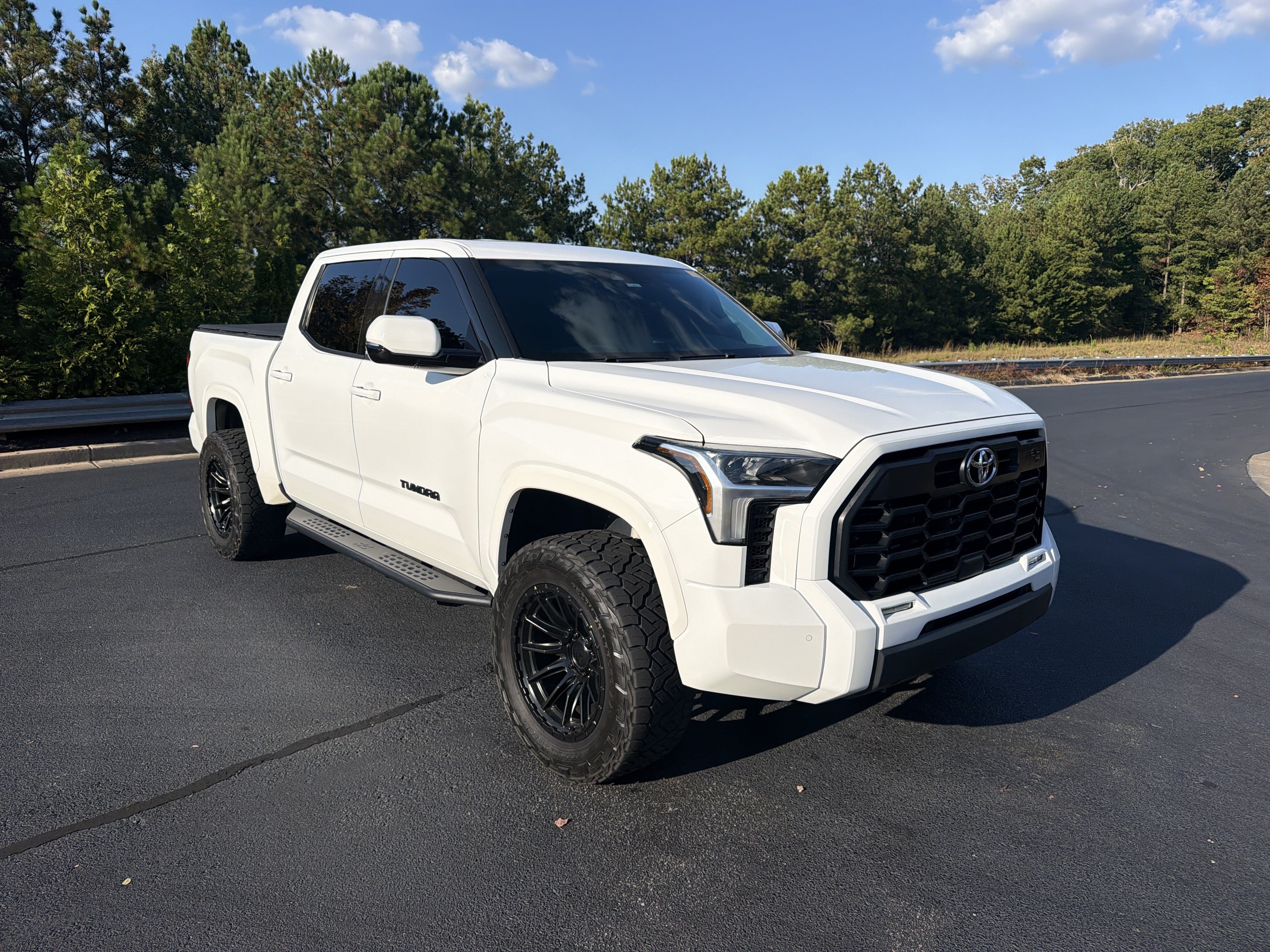 Used 2023 Toyota Tundra SR5 AWD/4WD image 2