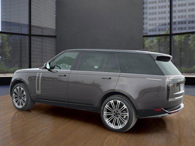 New 2026 Land Rover Range Rover Long Wheelbase SE image 14