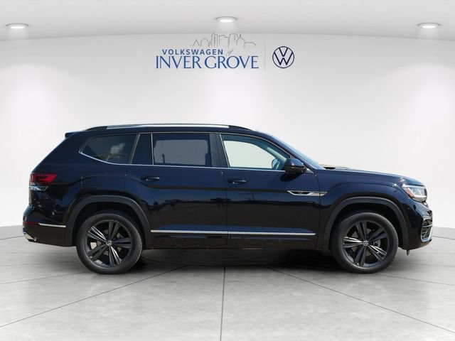 Certified 2022 Volkswagen Atlas SEL R-Line AWD/4WD image 8
