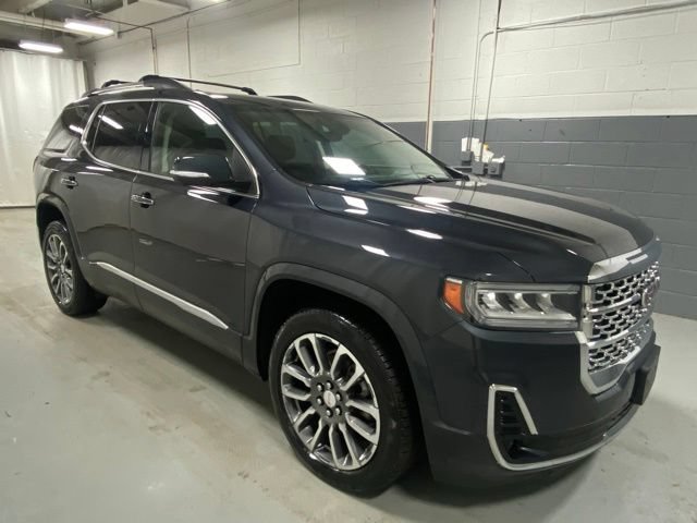 Used 2022 GMC Acadia Denali w/ Denali Ultimate Package AWD/4WD image 4