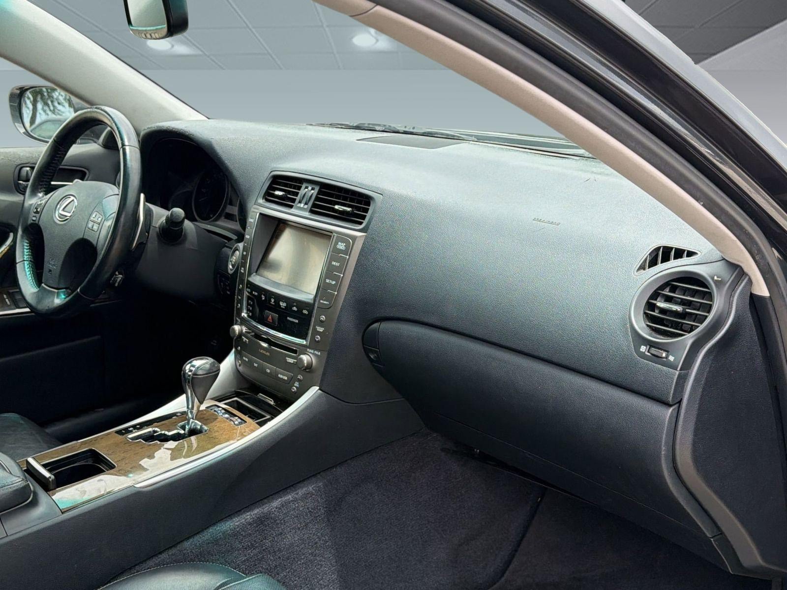 Used 2010 Lexus IS 250 RWD image 28