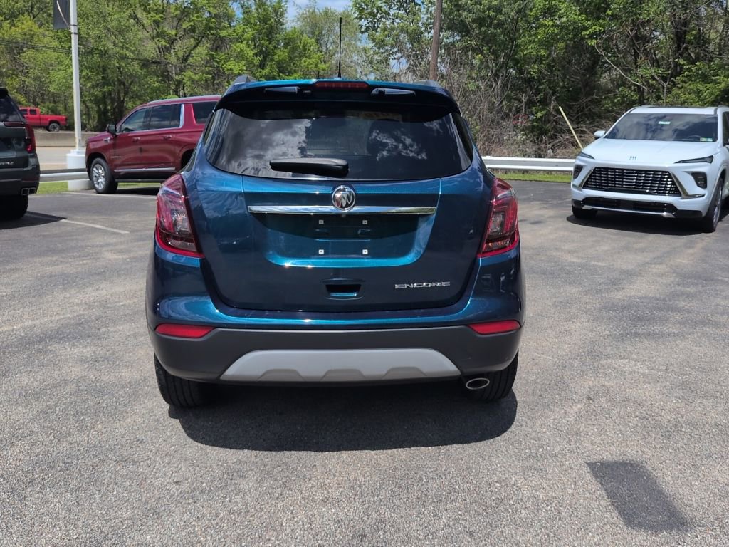 Used 2019 Buick Encore Sport Touring w/ Safety Package FWD image 12