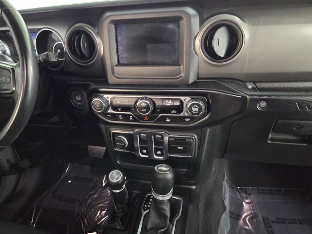 Certified 2021 Jeep Wrangler Willys image 26