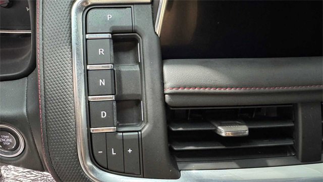 Used 2021 Chevrolet Tahoe RST w/ Luxury Package image 29