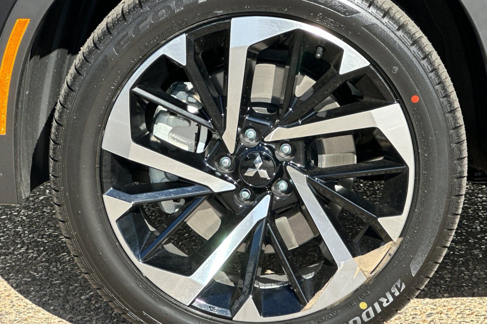 New 2025 Mitsubishi Outlander SEL image 26