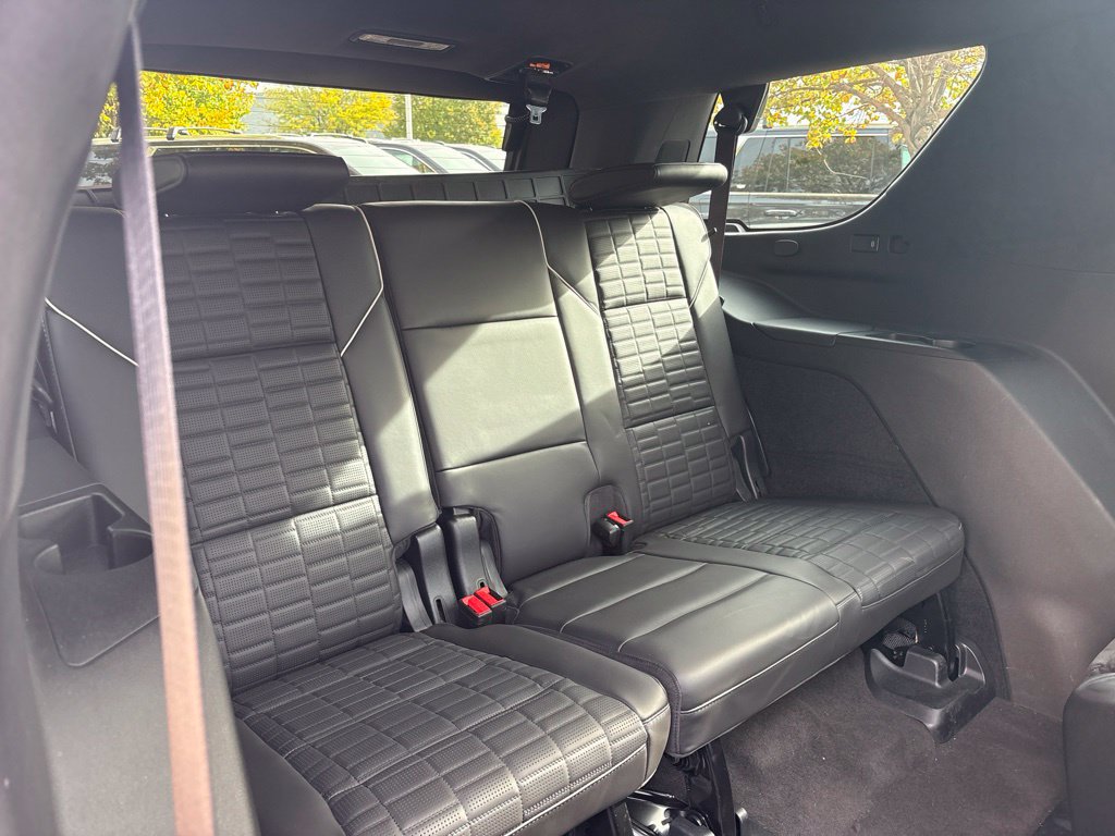 Used 2022 Cadillac Escalade Sport Platinum AWD/4WD image 25