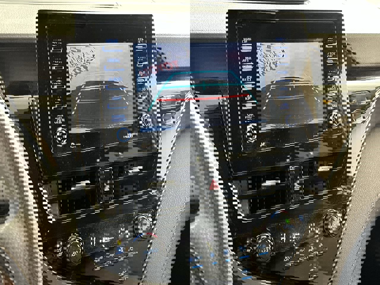 Used 2023 Toyota Camry LE image 18