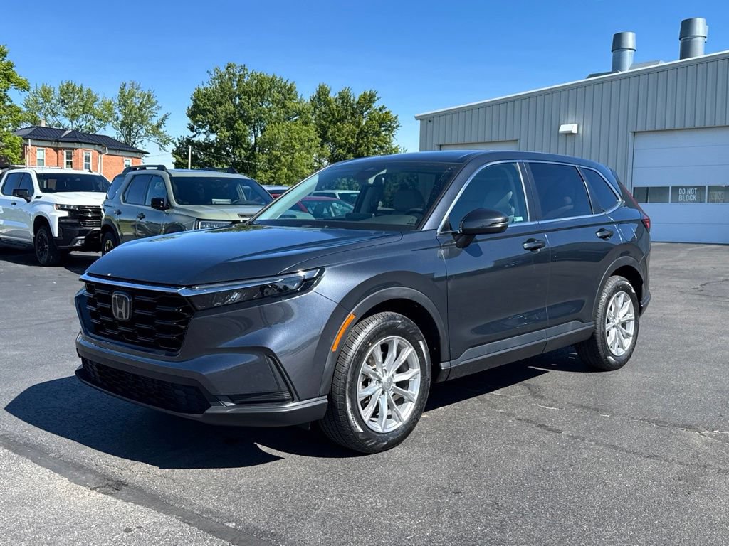 Used 2023 Honda CR-V EX image 3