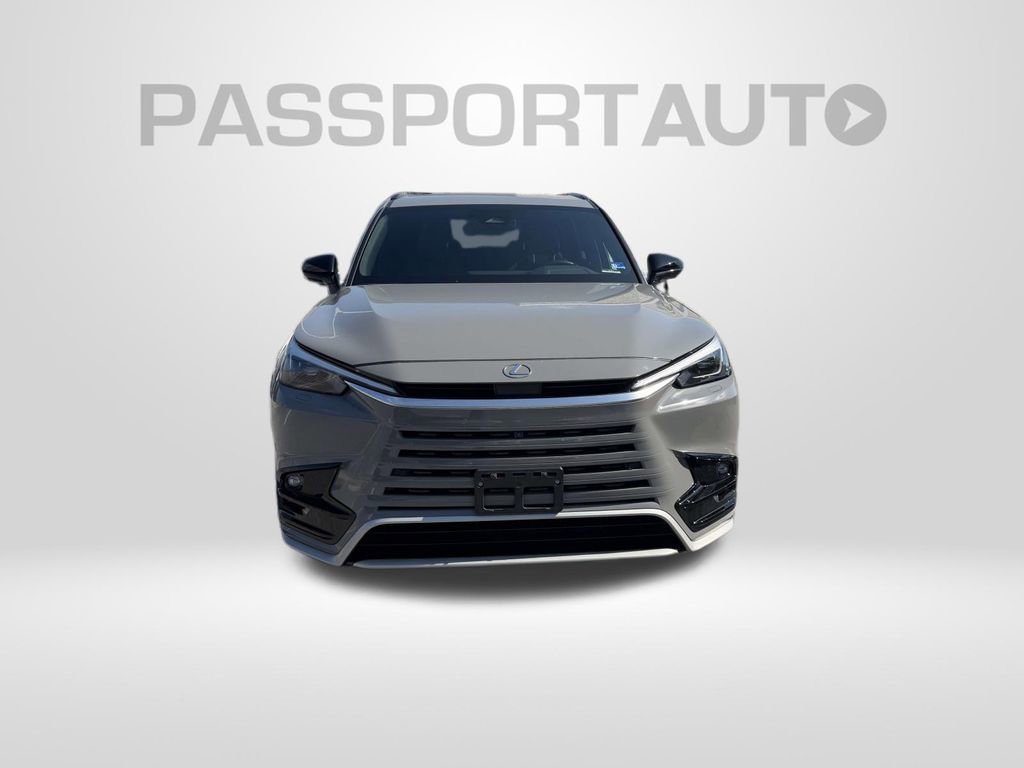Used 2024 Lexus TX 500h AWD w/ Technology Package image 7