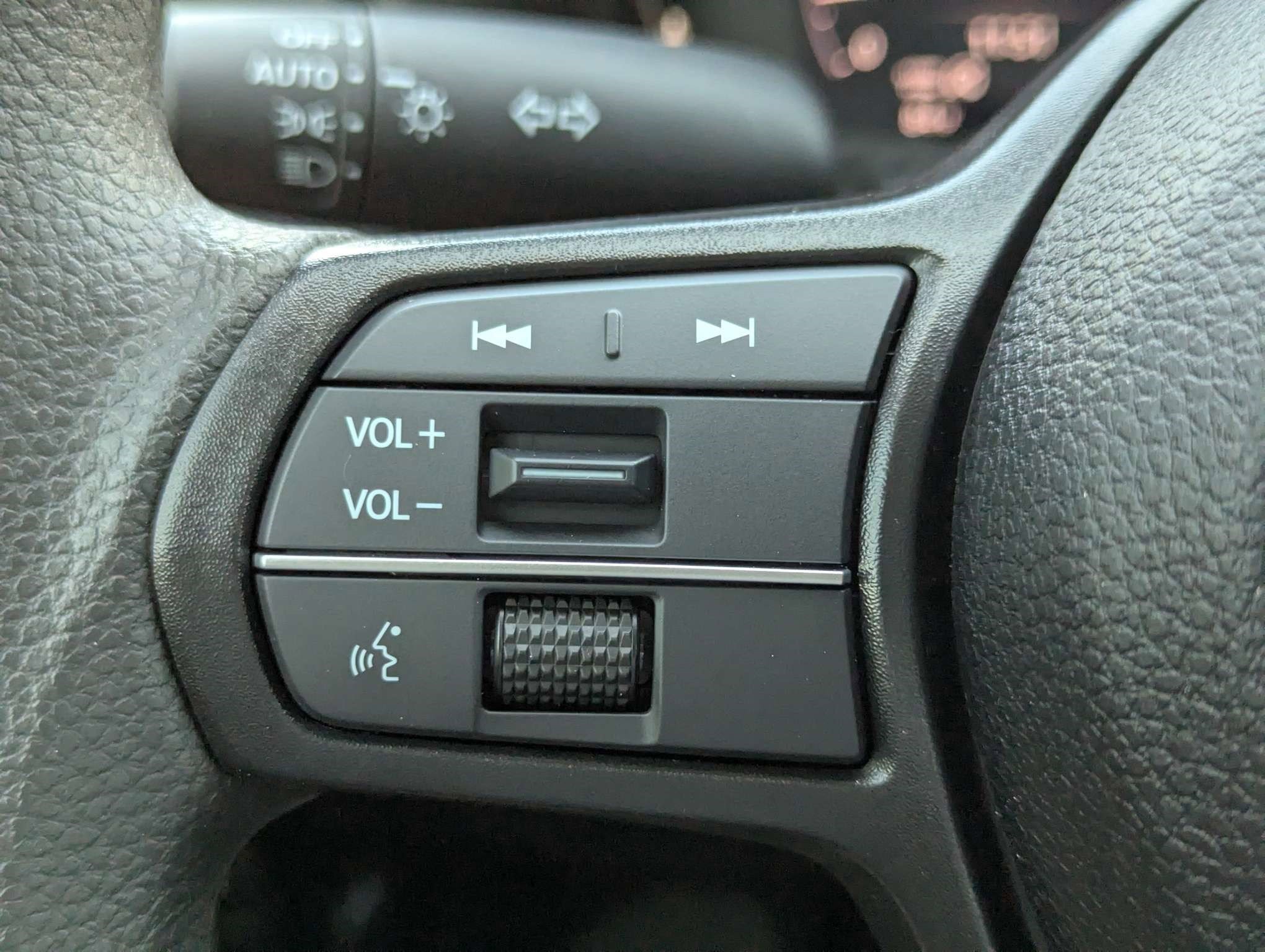 Certified 2025 Honda Accord SE image 36