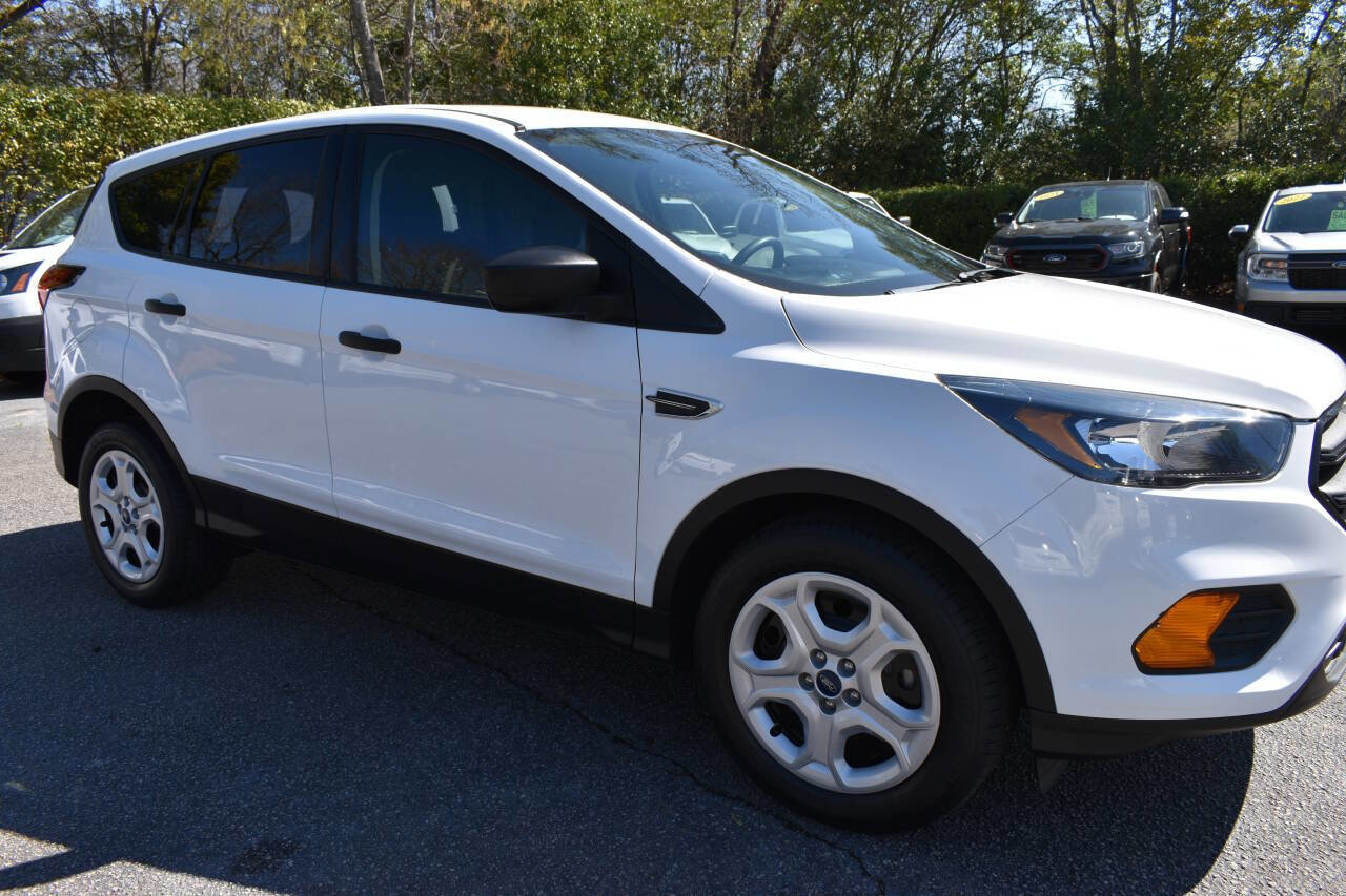 Used 2019 Ford Escape S image 28