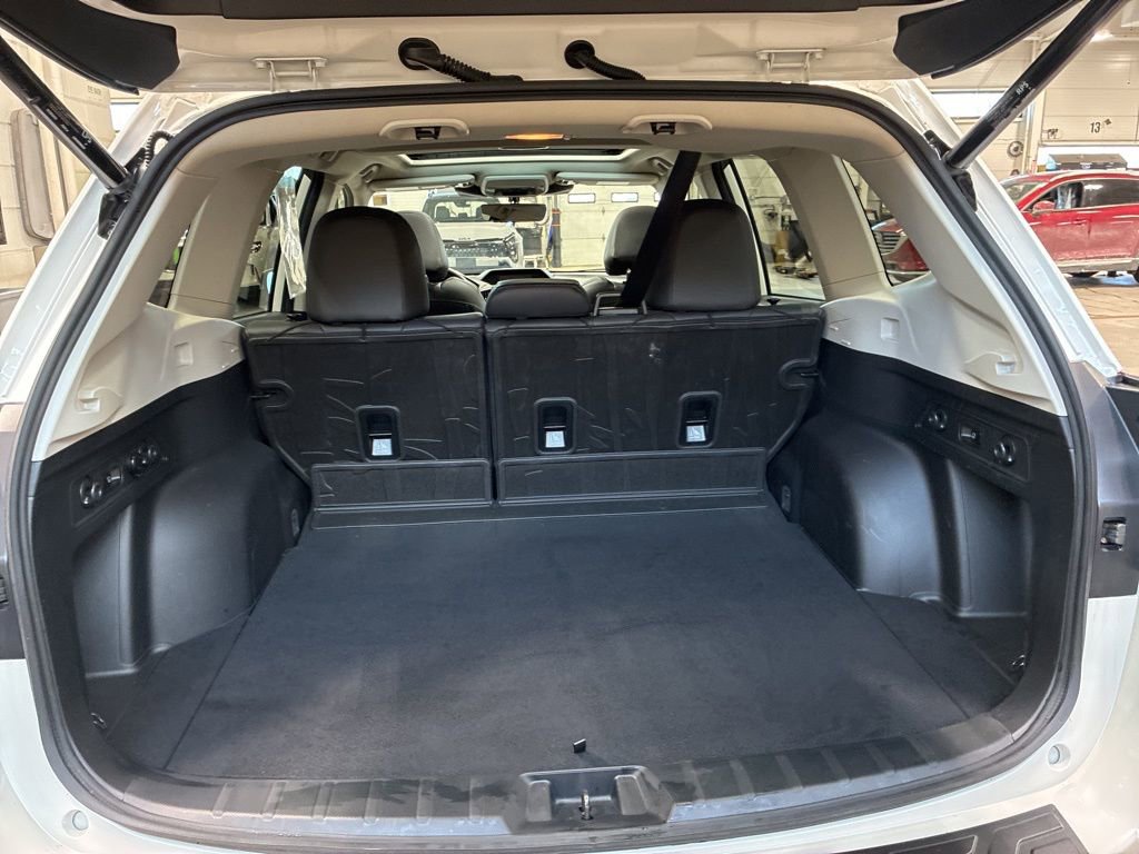 Certified 2024 Subaru Forester Limited image 12