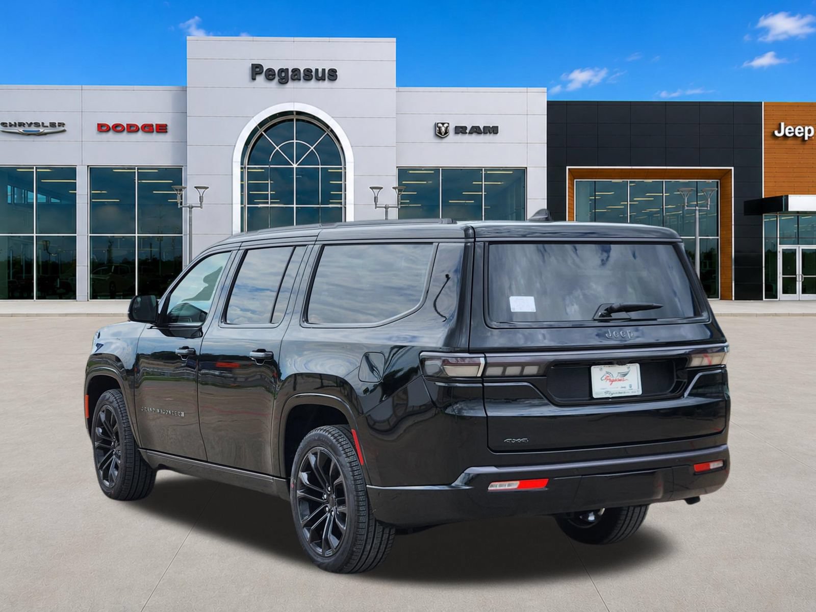 New 2026 Jeep Grand Wagoneer L Summit AWD/4WD image 4