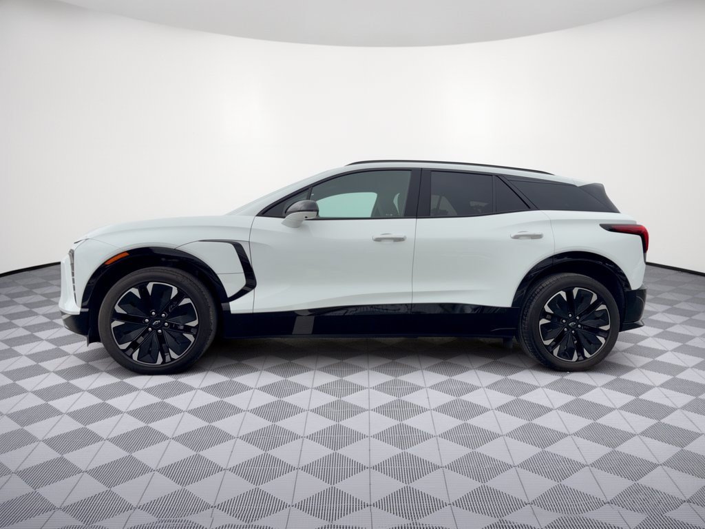 Used 2024 Chevrolet Blazer EV RS AWD/4WD image 2