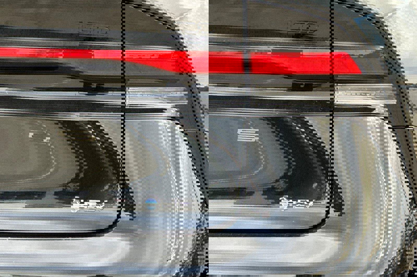 New 2026 Toyota Prius Limited image 38