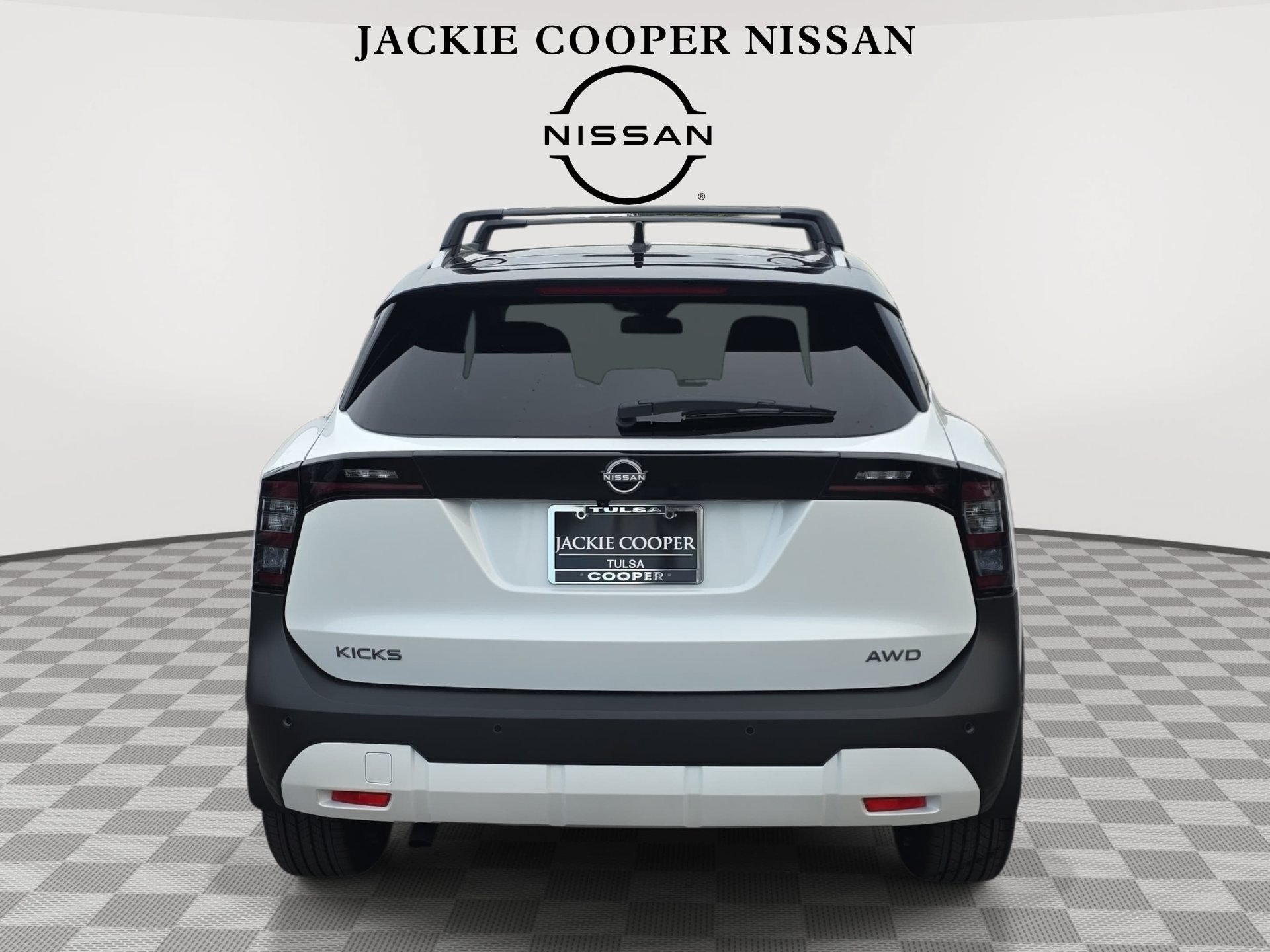 New 2027 Nissan Kicks SR w/ SR Premium Package AWD/4WD image 6