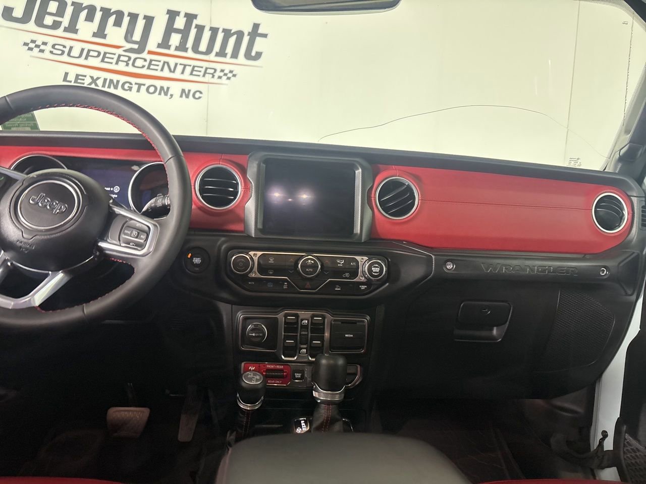 Used 2023 Jeep Wrangler Unlimited Rubicon 4xe AWD/4WD image 20