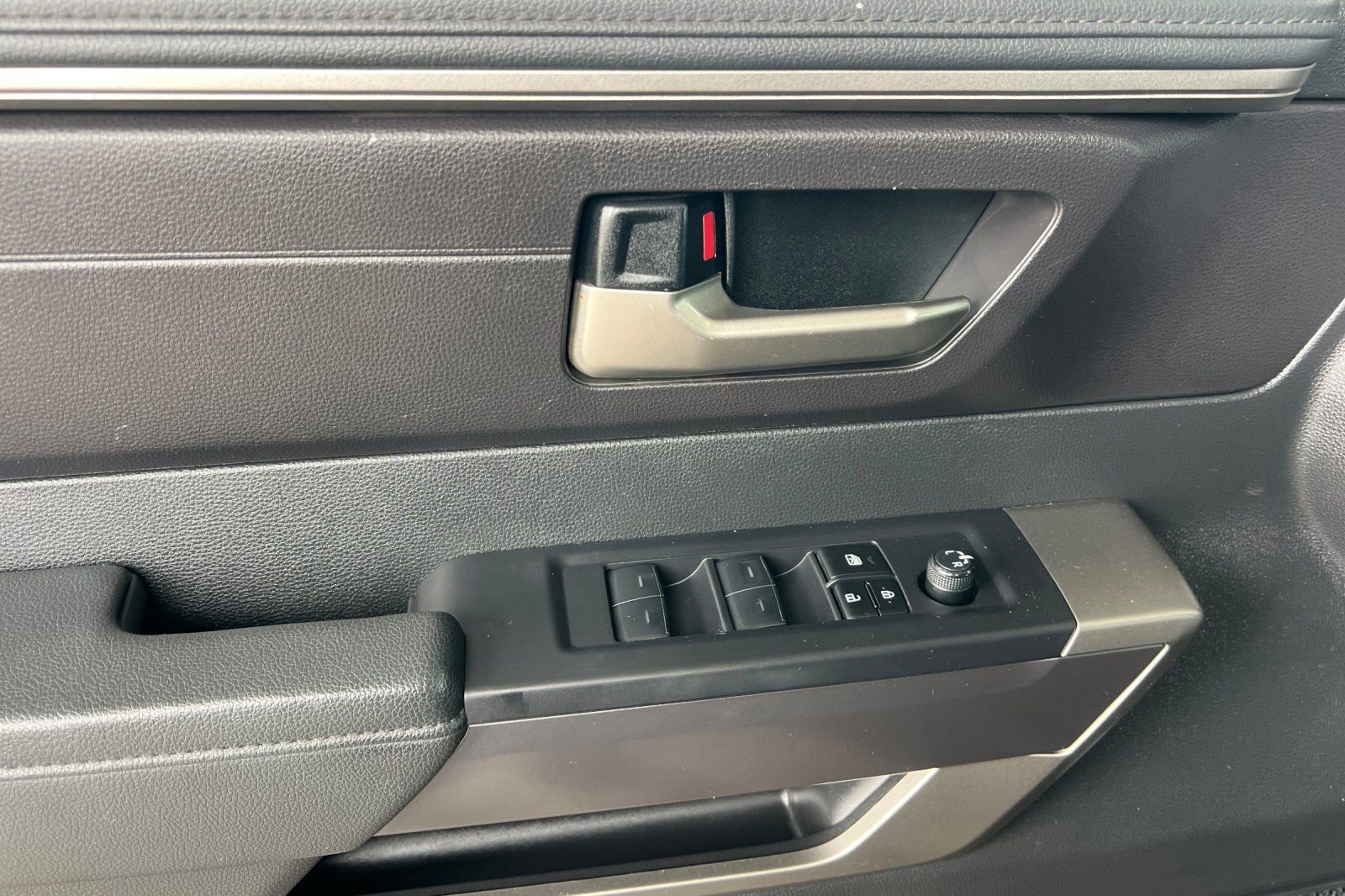 Used 2023 Toyota Tundra SR5 w/ TRD Off-Road Package image 8