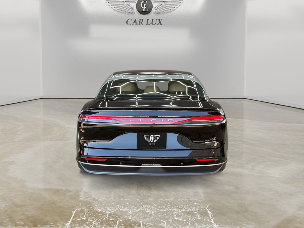 Used 2024 Lucid Air Touring image 4