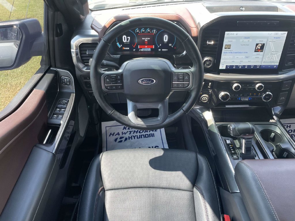 Used 2022 Ford F150 Lariat w/ Equipment Group 502A High AWD/4WD image 13