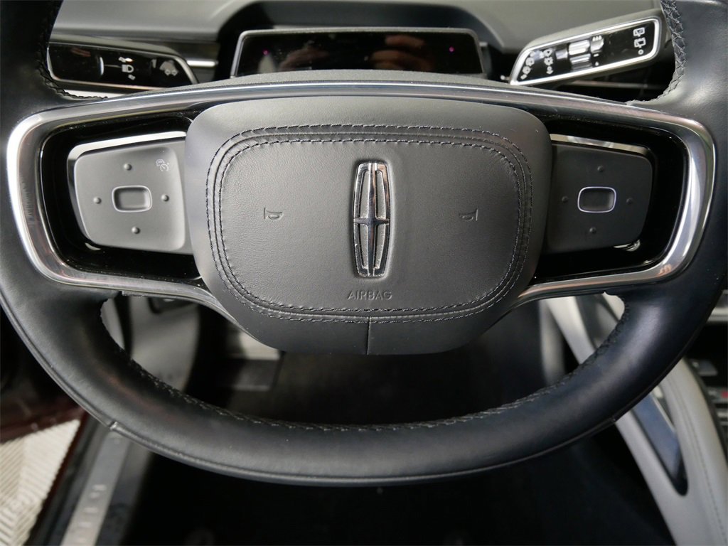 Certified 2024 Lincoln Nautilus Reserve w/ Equipment Group 202A image 21