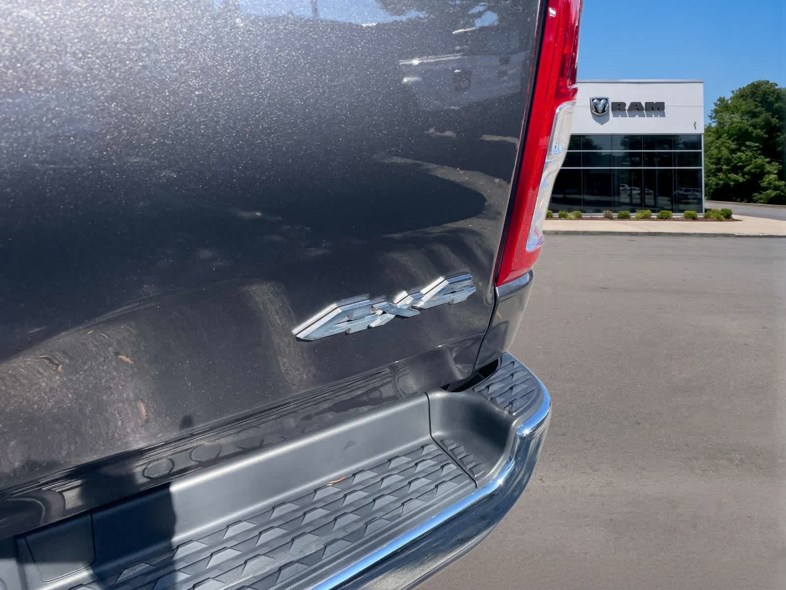 Used 2023 RAM 1500 Big Horn AWD/4WD image 6