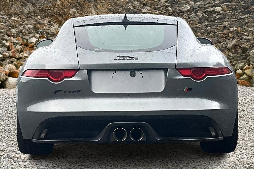 Used 2017 Jaguar F-TYPE S image 4