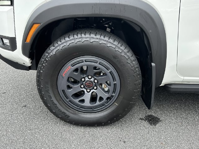 Certified 2025 Nissan Frontier PRO-4X AWD/4WD image 13