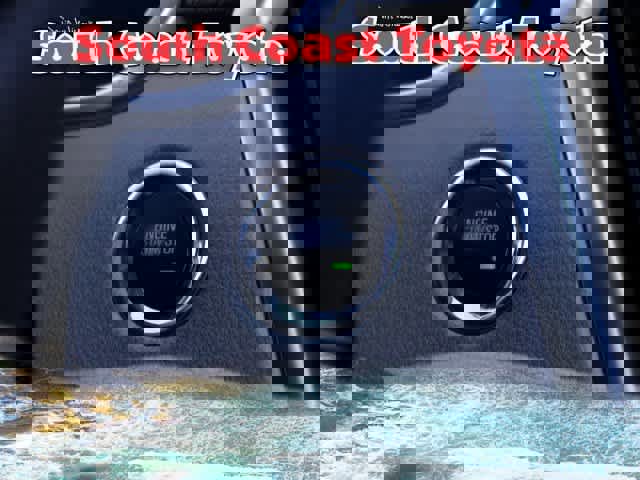 Used 2013 Cadillac SRX Luxury w/ Driver Awareness Package image 30