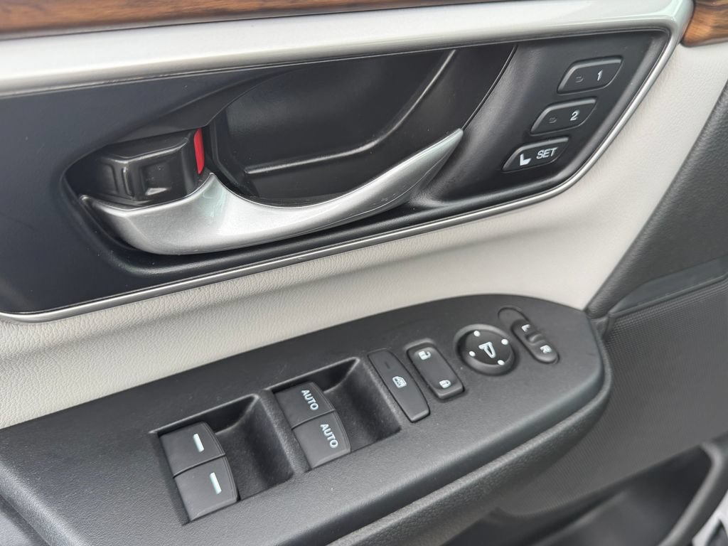 Used 2022 Honda CR-V EX-L image 18