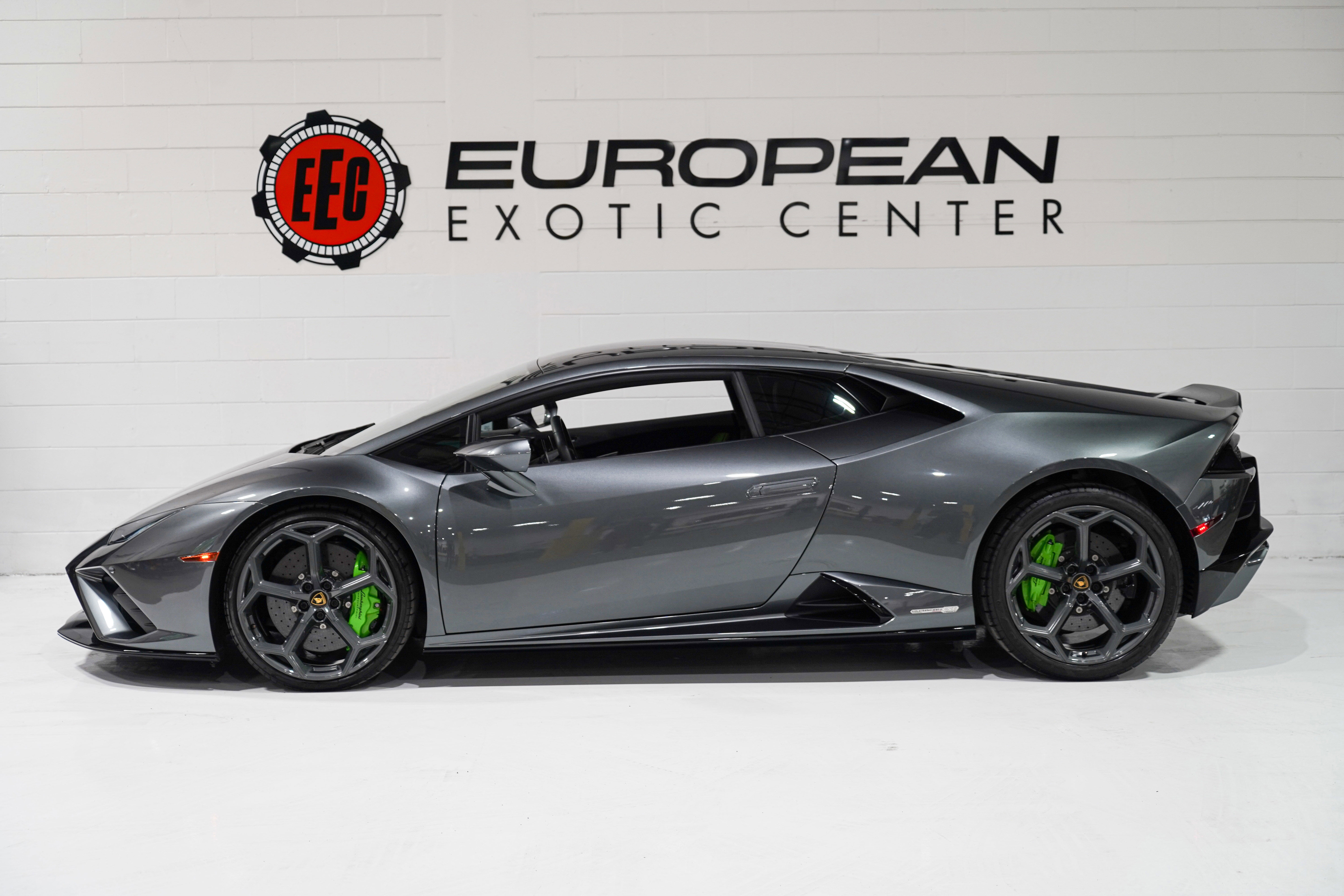 Used 2022 Lamborghini Huracan EVO RWD image 7