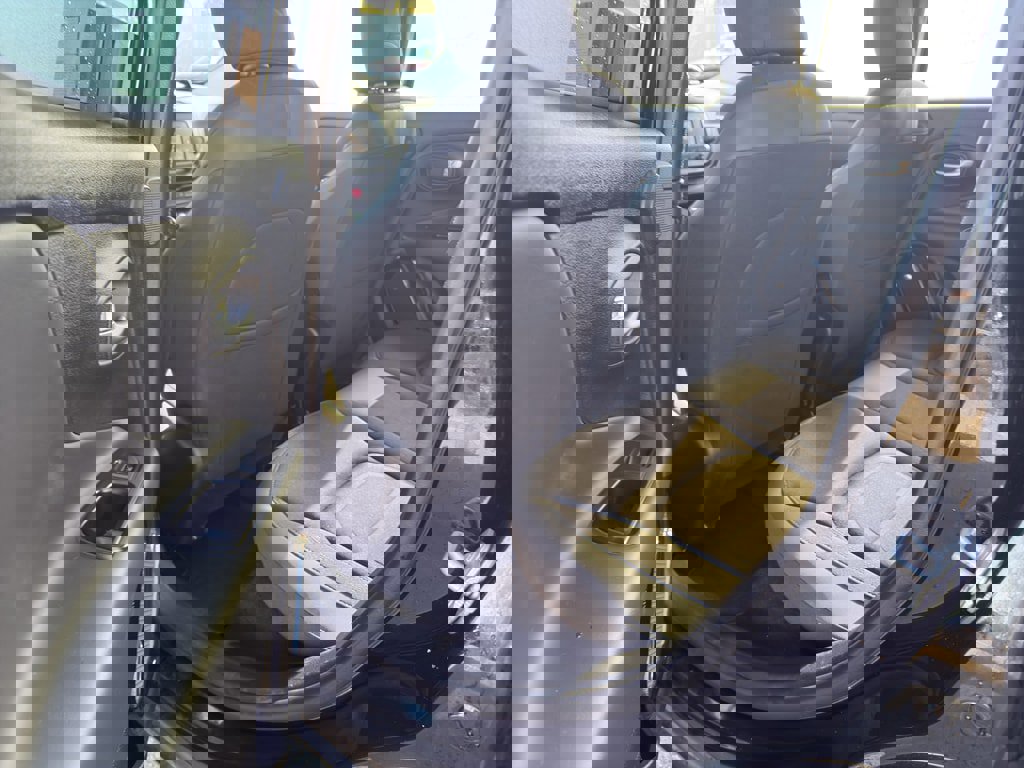 Used 2017 Jeep Renegade Altitude image 21