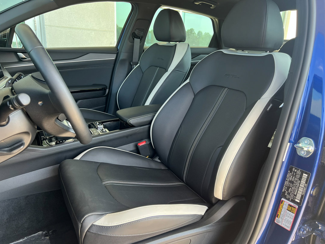 Used 2025 Kia K5 GT-Line image 11