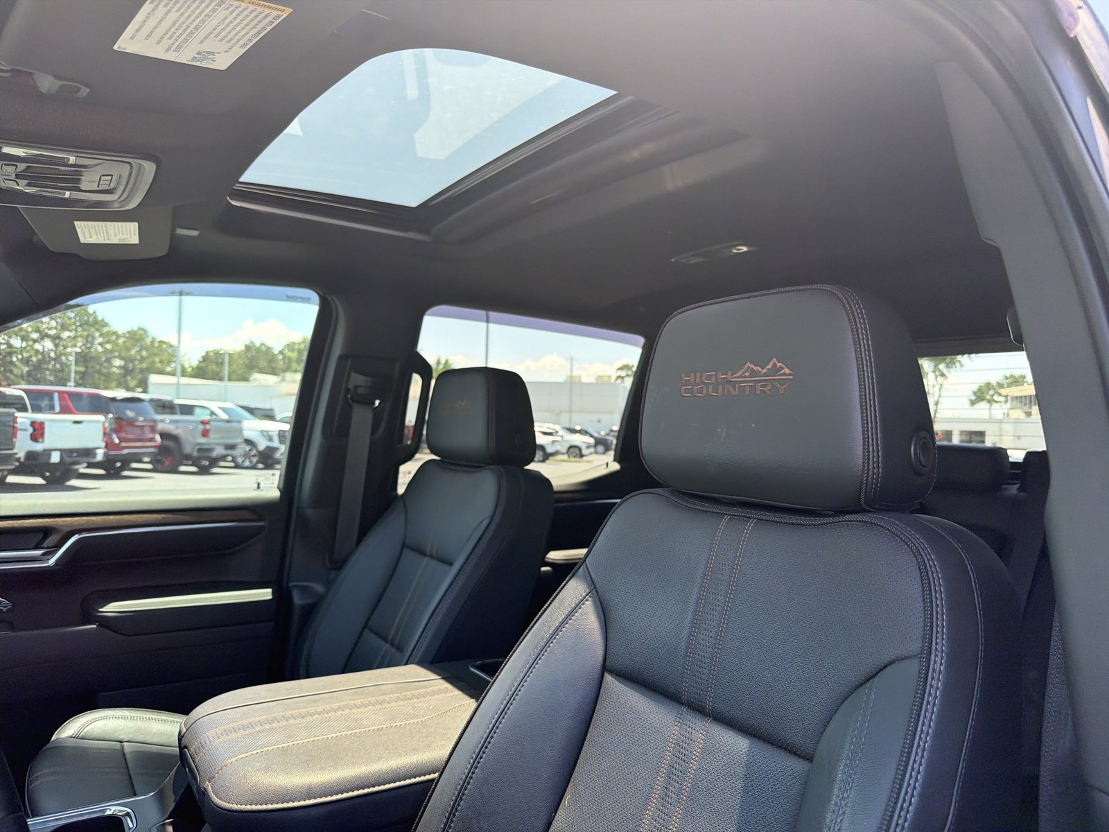 Used 2023 Chevrolet Silverado 1500 High Country AWD/4WD image 28