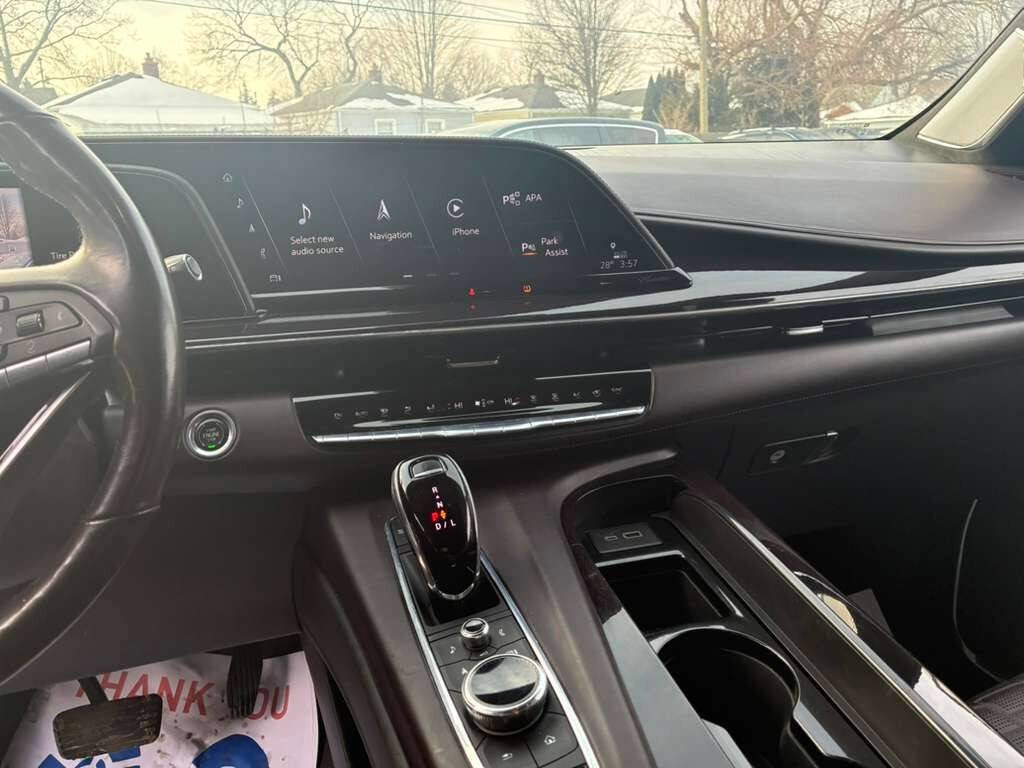 Used 2021 Cadillac Escalade Sport Platinum image 13