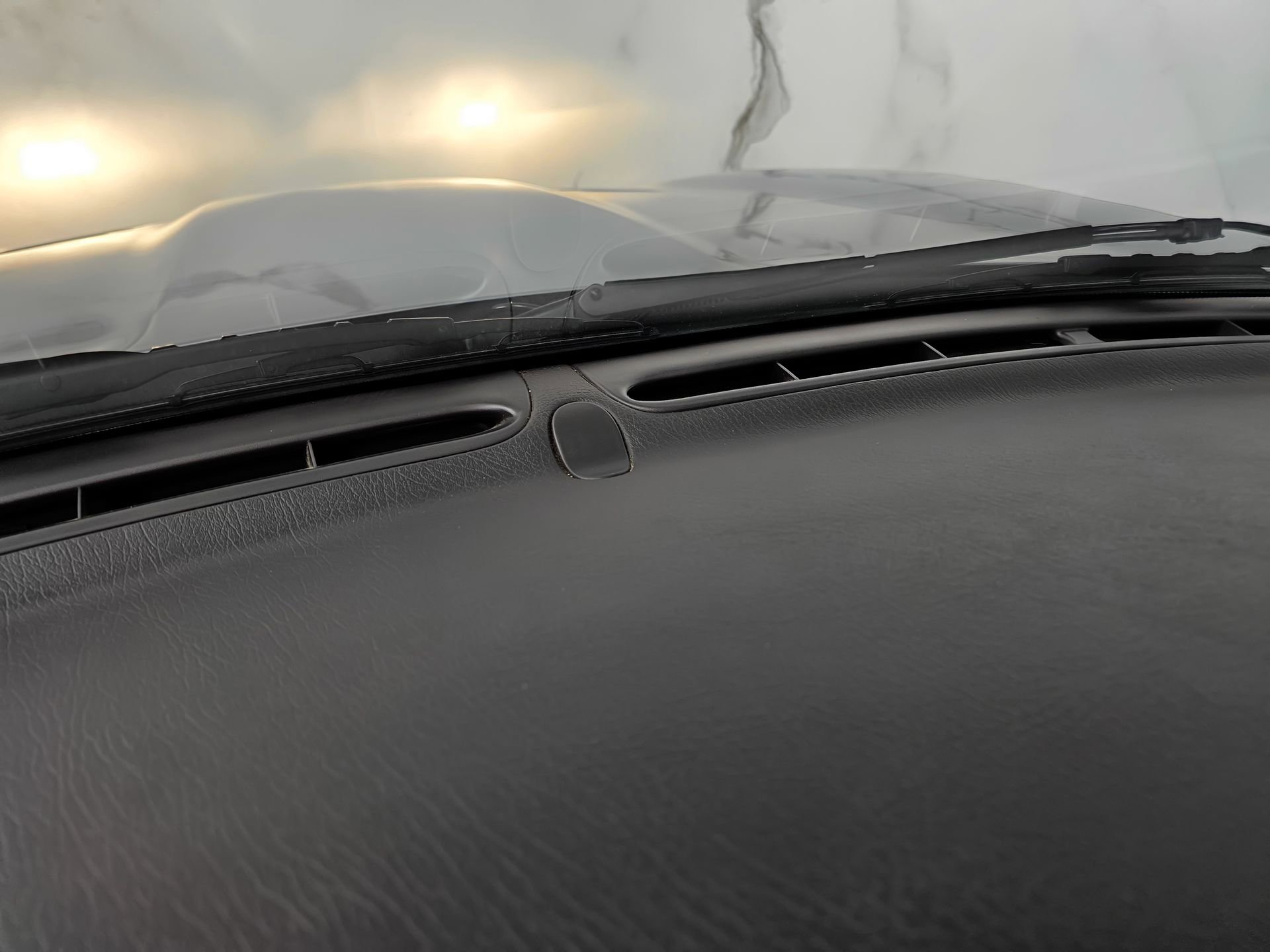Used 2001 Jaguar XK8 Convertible RWD image 41