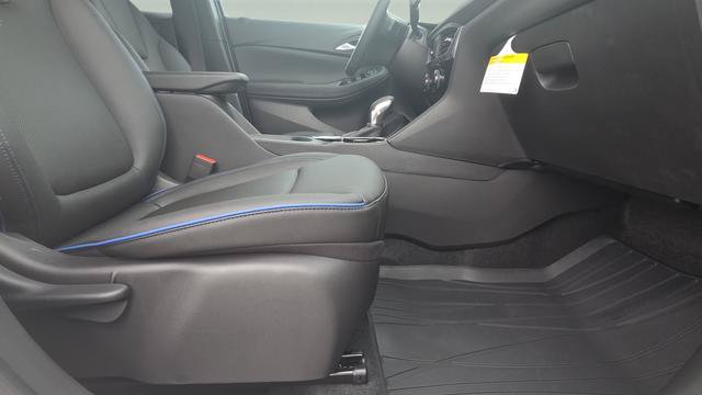 New 2026 Buick Encore GX Sport Touring FWD image 17