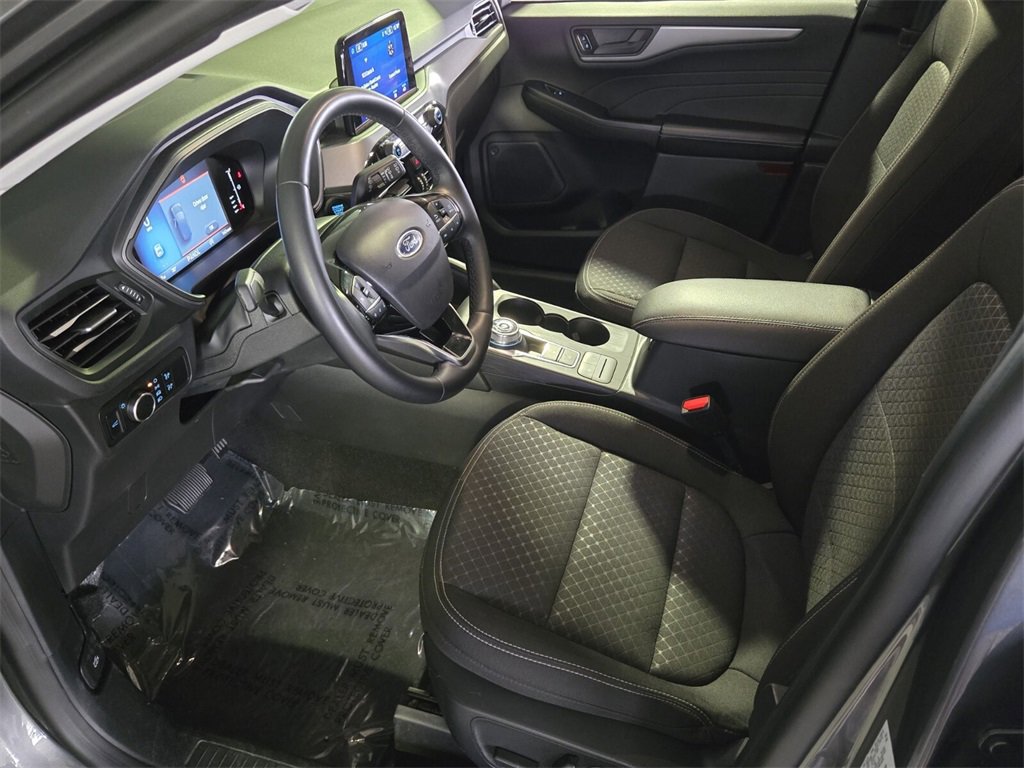 Used 2024 Ford Escape Active image 10