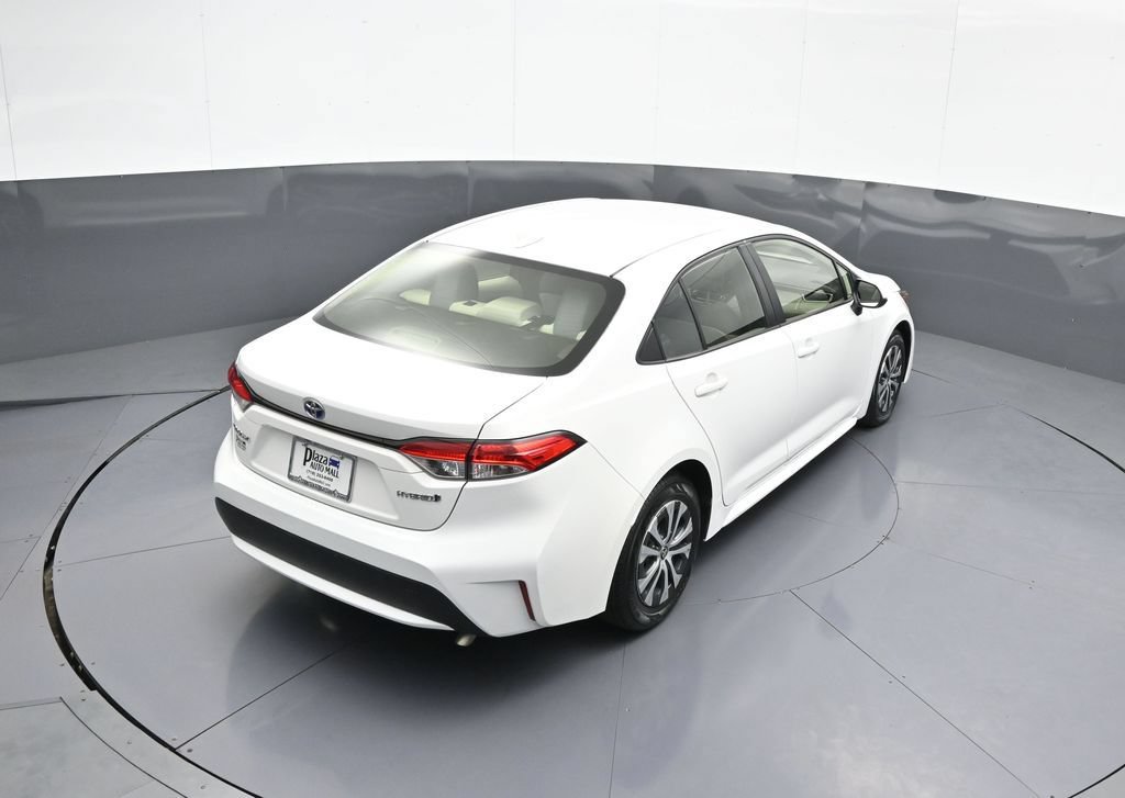 Certified 2020 Toyota Corolla LE FWD image 36