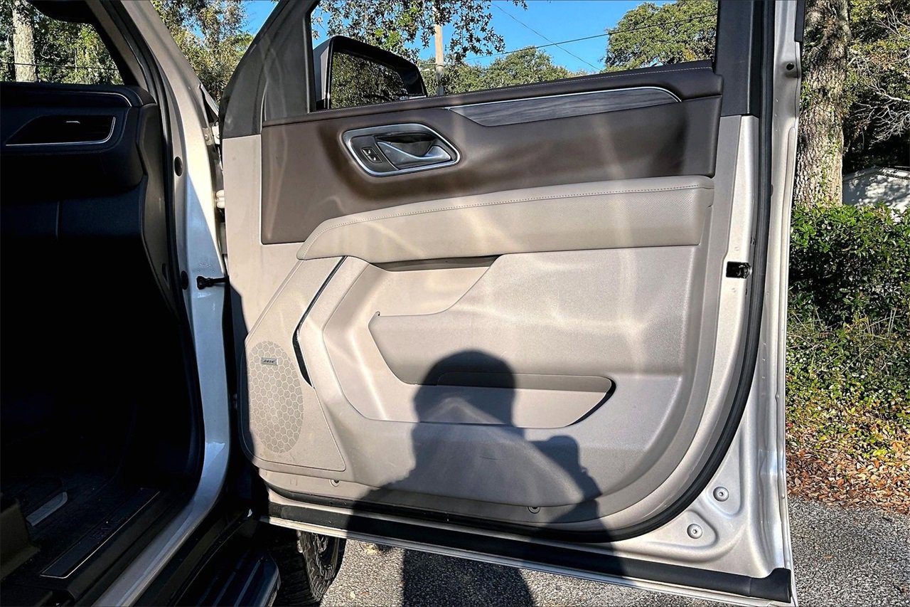 Used 2021 GMC Yukon SLT w/ SLT Luxury Plus Package image 25