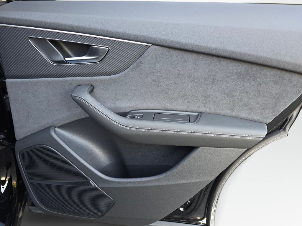 New 2026 Audi SQ8 Premium Plus AWD/4WD image 24