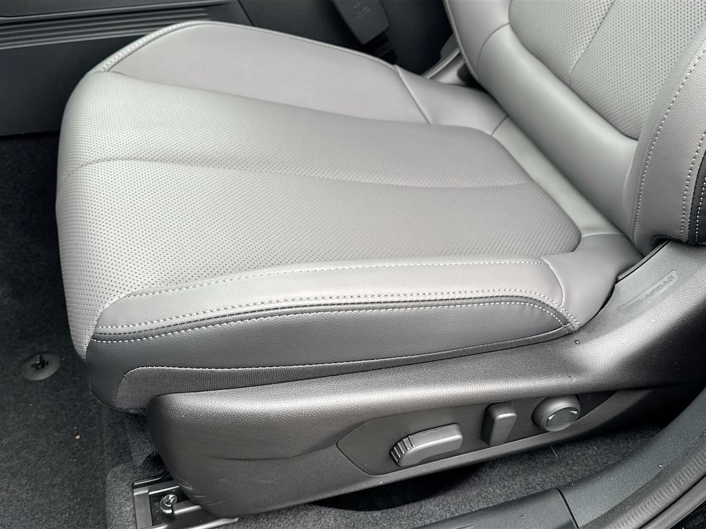 New 2026 Subaru Outback Limited AWD/4WD image 18