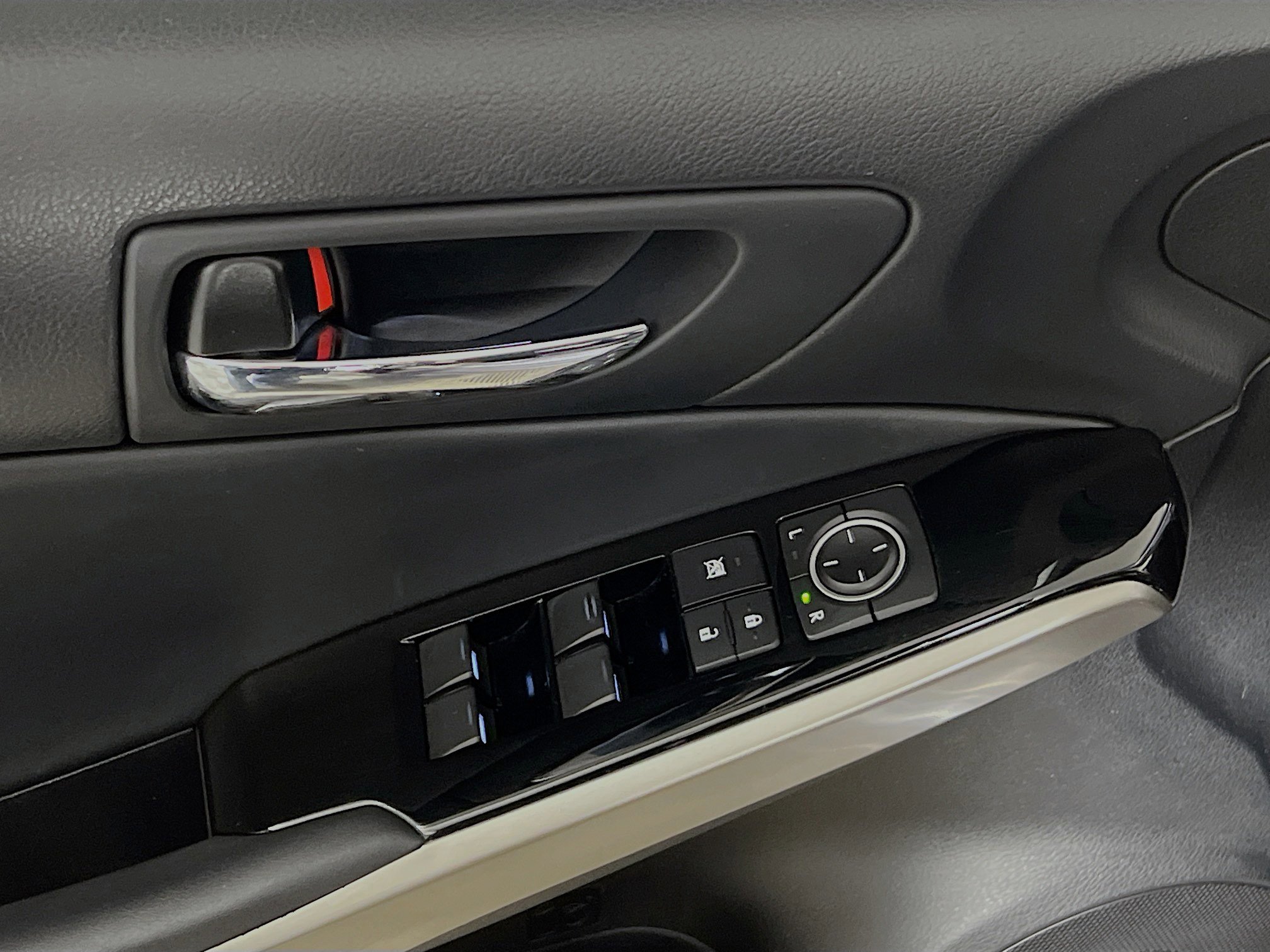 Used 2016 Lexus IS 200t w/ Navigation System Package image 17