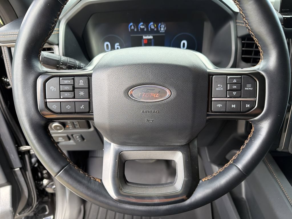 Used 2024 Ford Expedition Platinum RWD image 29