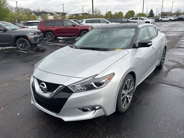 Used 2016 Nissan Maxima Platinum w/ Interior Lighting Package FWD image 1