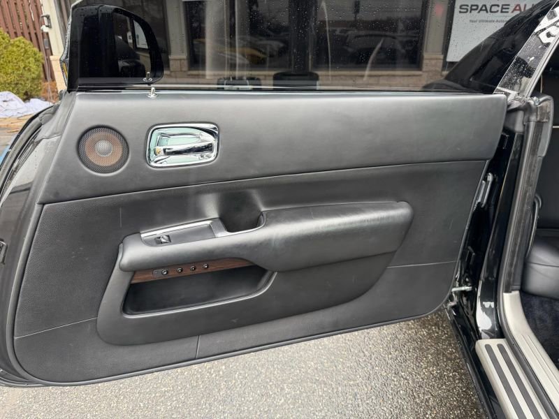 Used 2014 Rolls-Royce Wraith image 27
