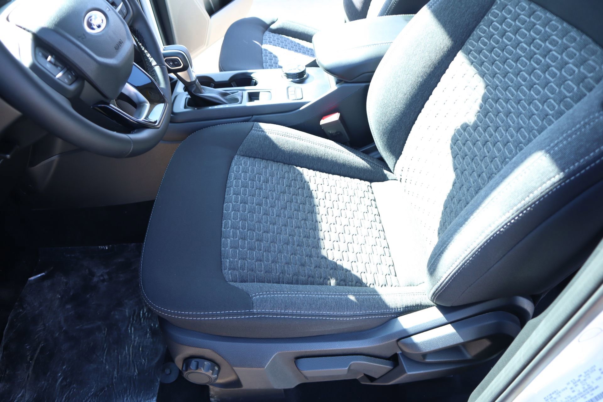 New 2026 Ford Ranger XLT w/ FX4 Off-Road Package image 11