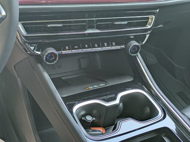 New 2026 Chevrolet Traverse Z71 w/ Enhanced Driving Package AWD/4WD image 22