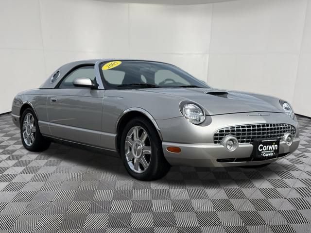 Used 2005 Ford Thunderbird RWD image 5